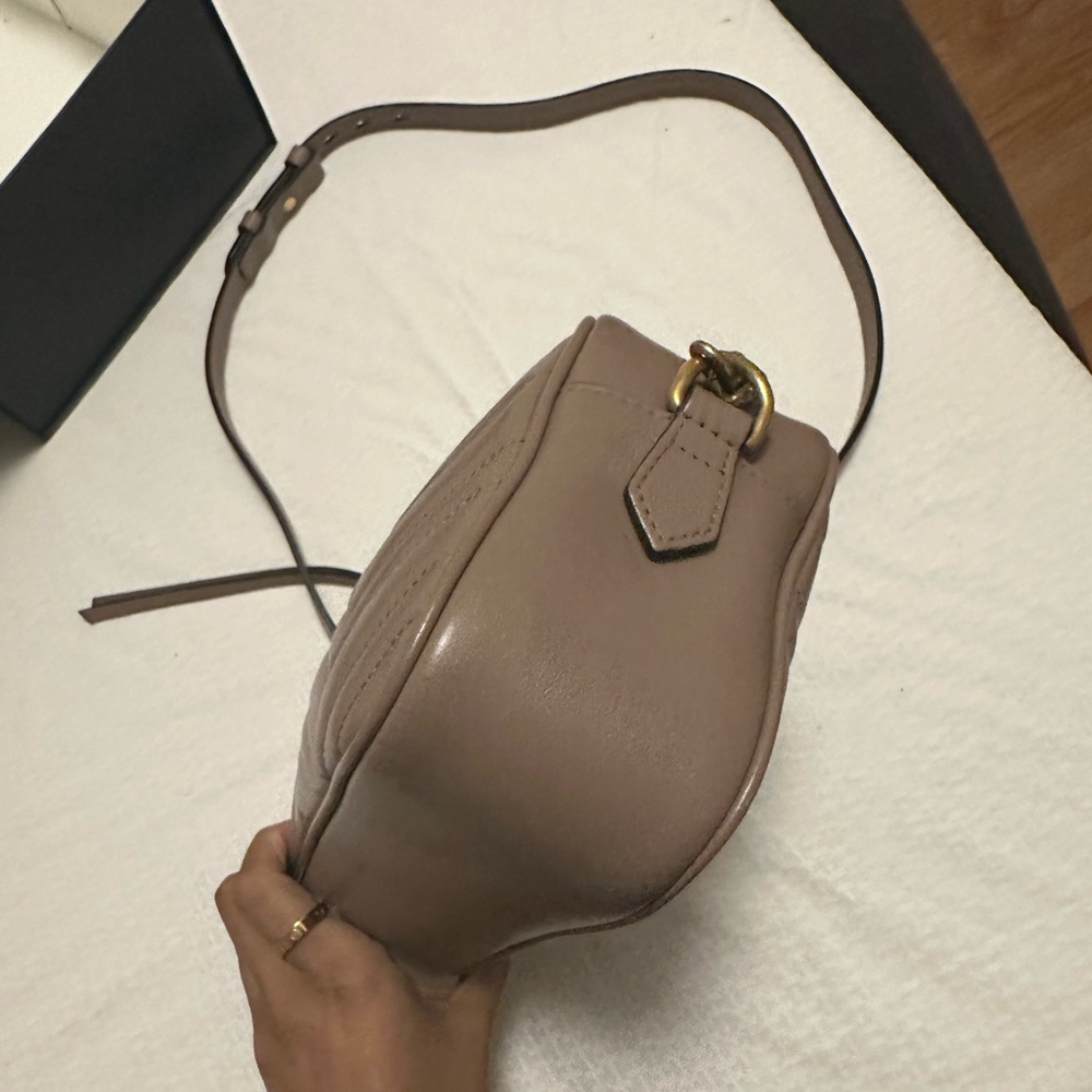 GG MARMONT SMALL SHOULDER BAG - Gently Used - Picture 14 of 16